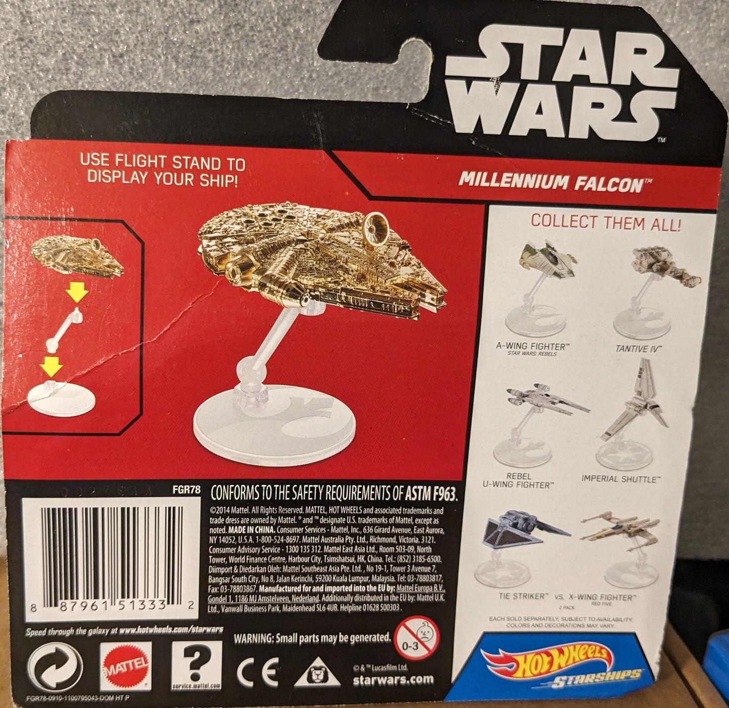 Star Wars Millennium Flacon (Exclusive Golden Die-Cast Starship)